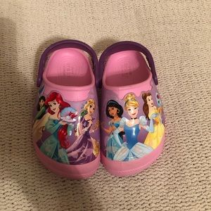 Girls Disney Princess Light-up Crocs